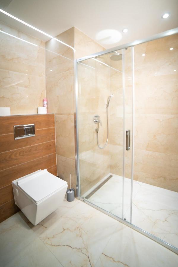 Lux apartmán v hoteli Akvamarín Bešenová Exterior foto